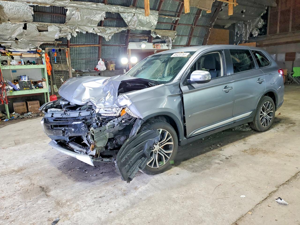 2016 MITSUBISHI outlander