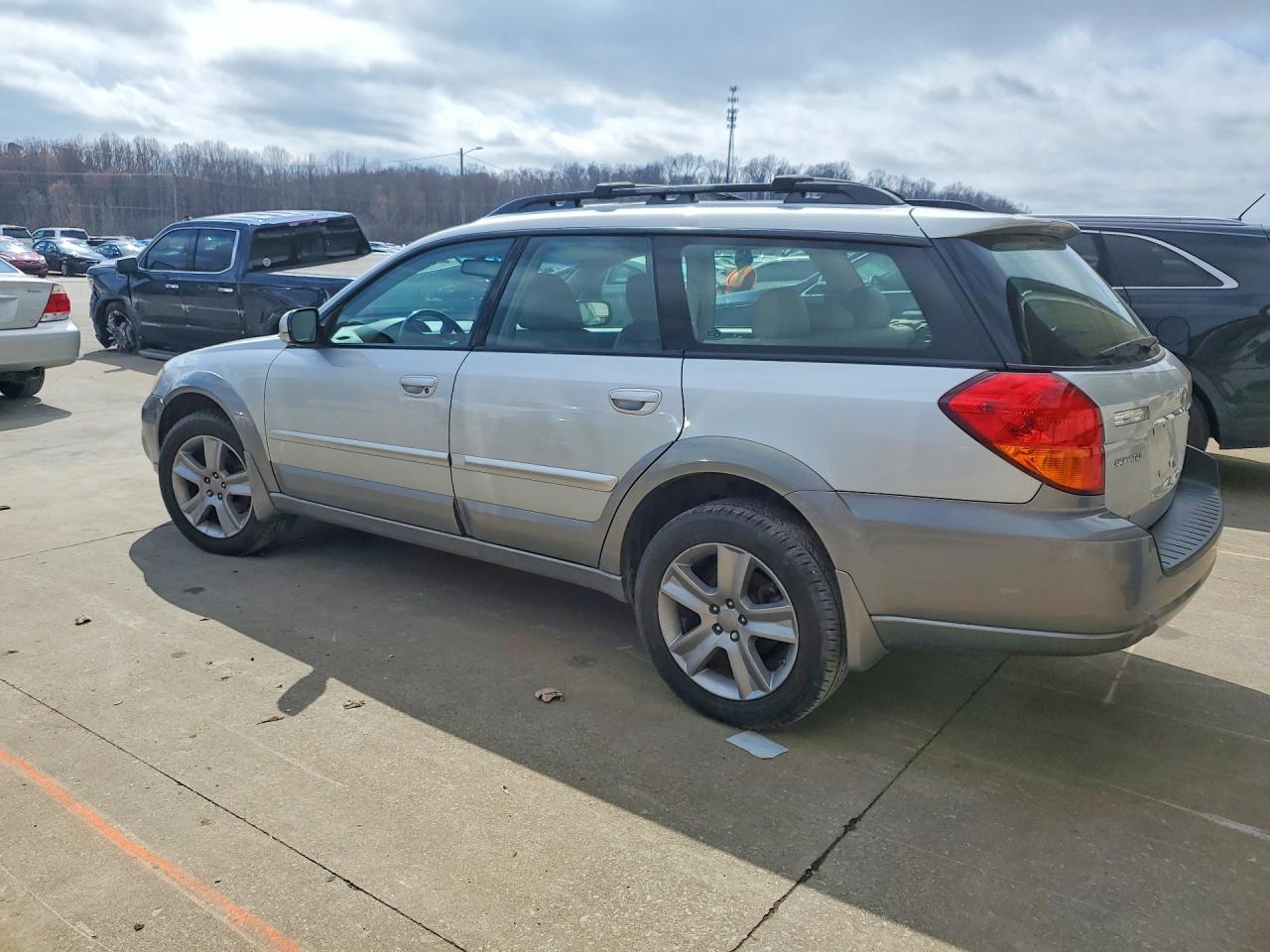 2006 SUBARU Outback