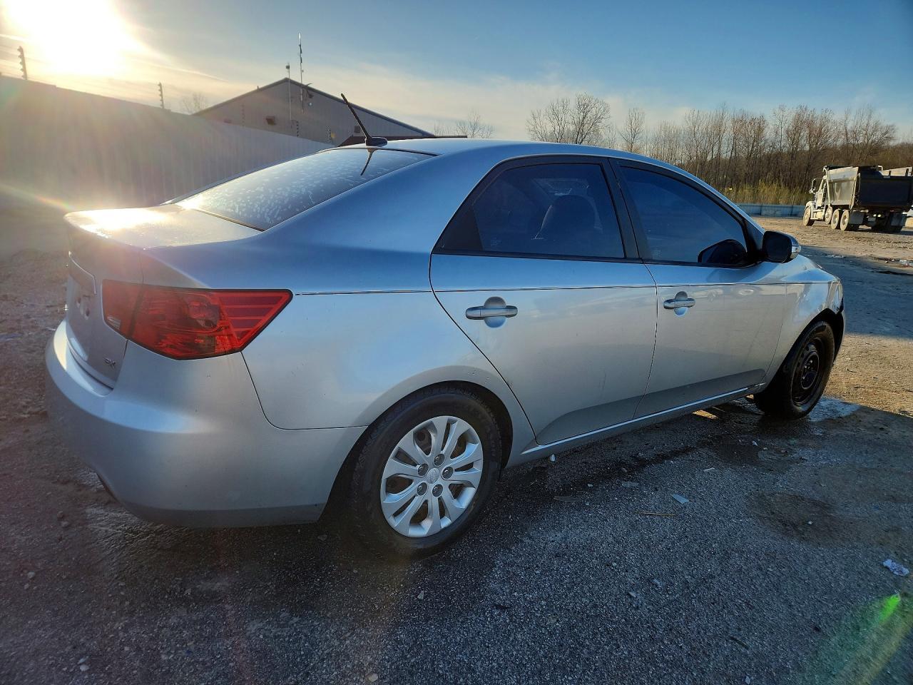 2010 KIA FORTE