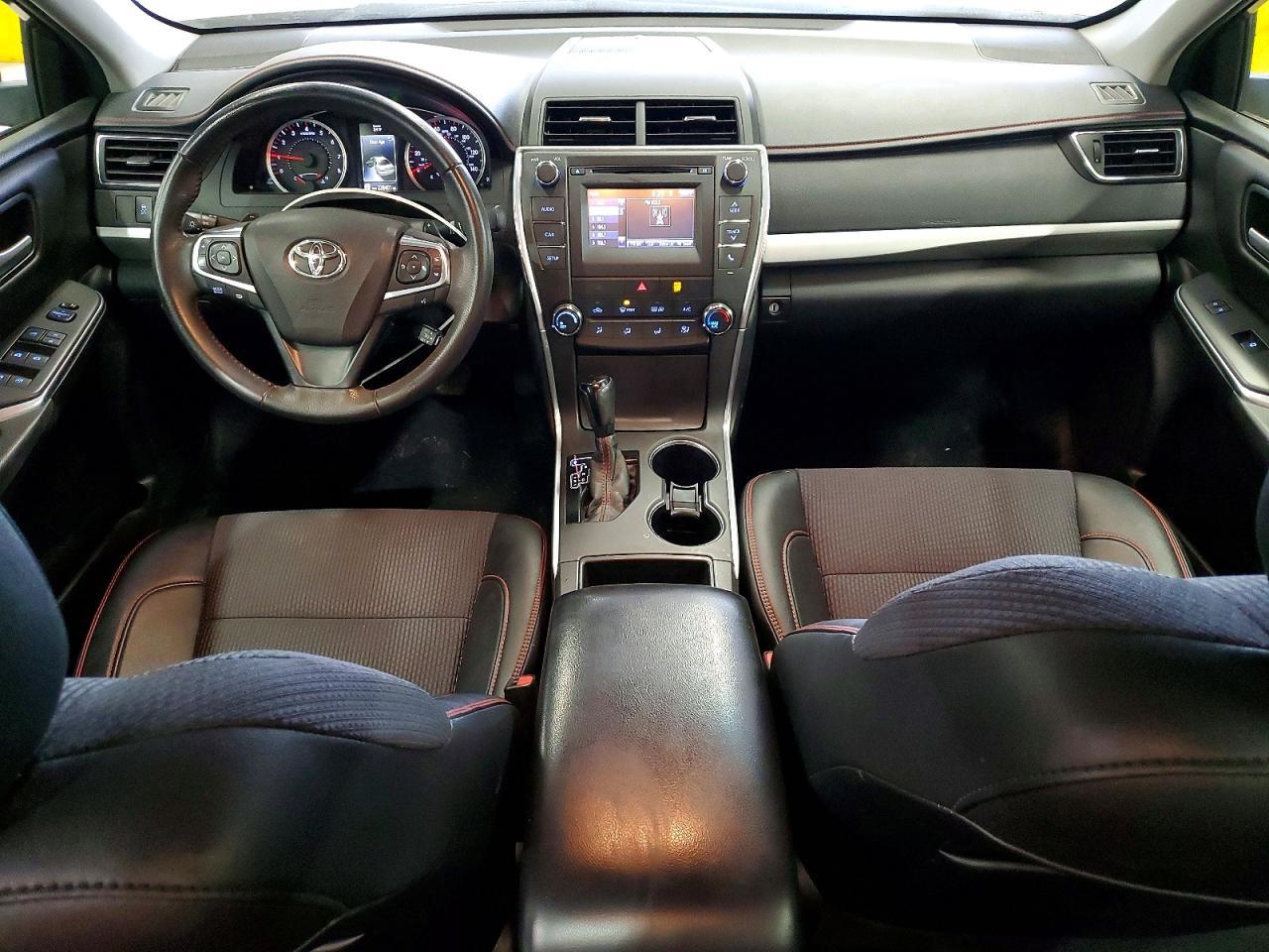 2017 TOYOTA CAMRY