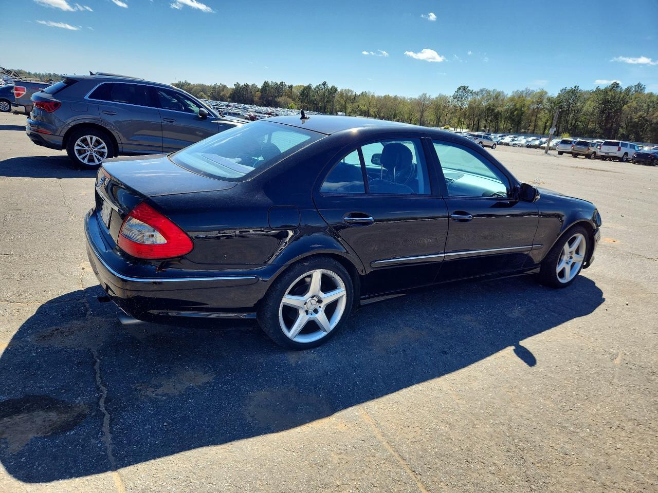 2009 MERCEDES-BENZ E-Class