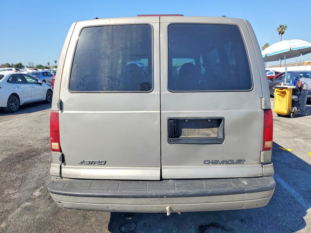 2002 CHEVROLET Astro
