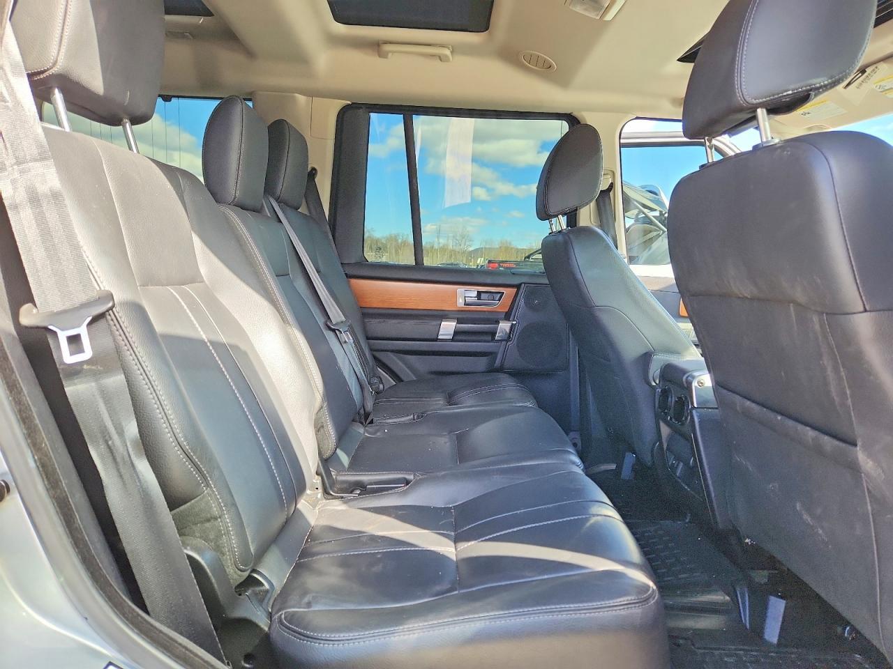 2015 LAND ROVER LR4