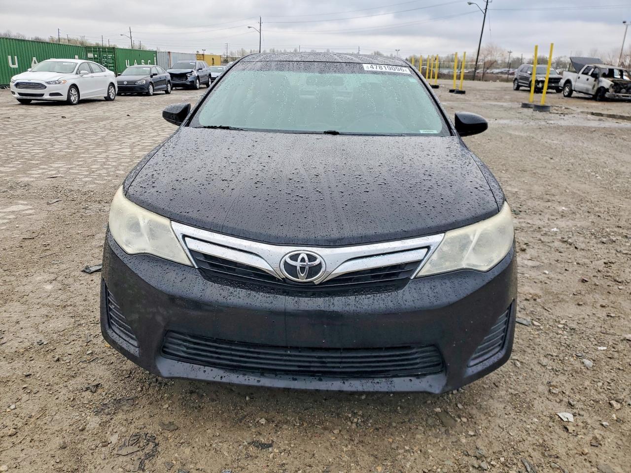 2014 TOYOTA CAMRY