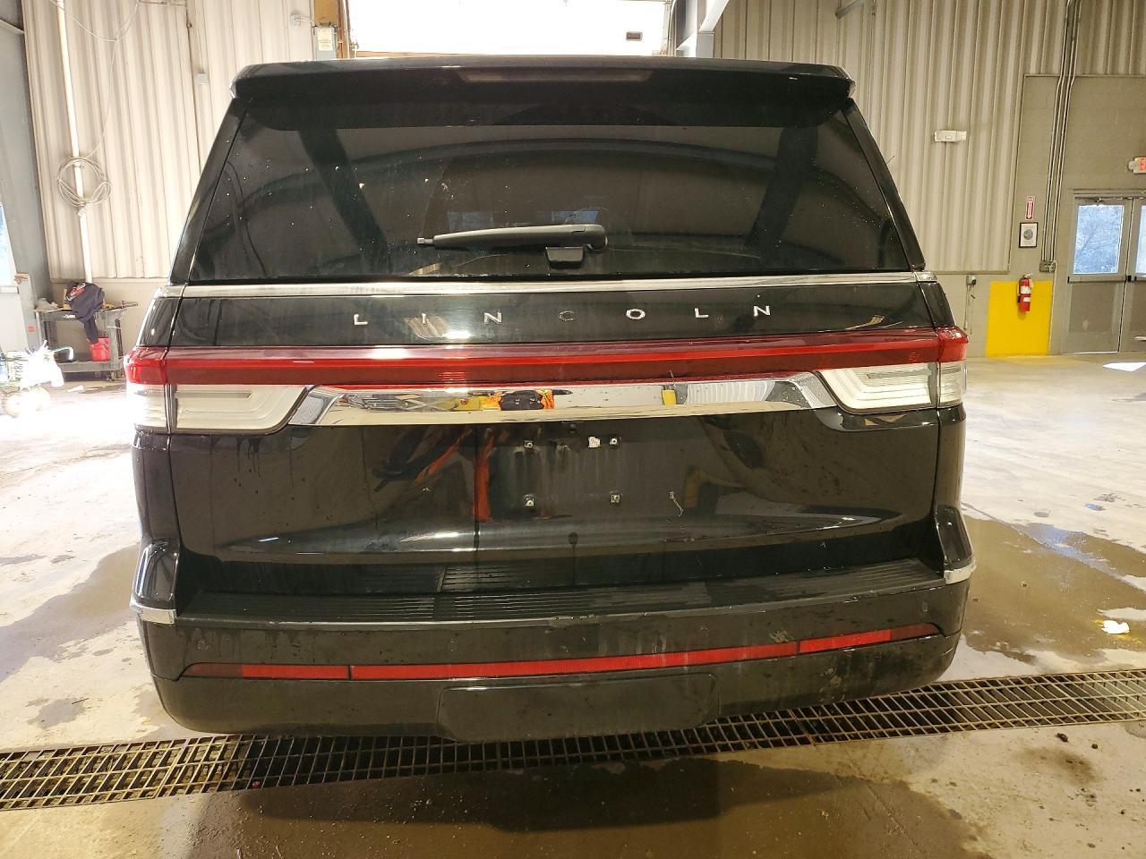 2022 LINCOLN Navigator