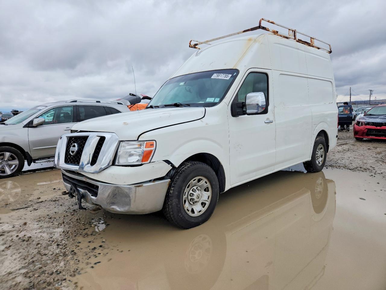 2012 NISSAN NV 2500