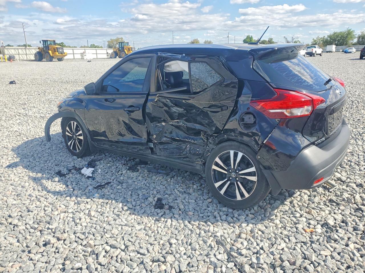 2019 NISSAN KICKS