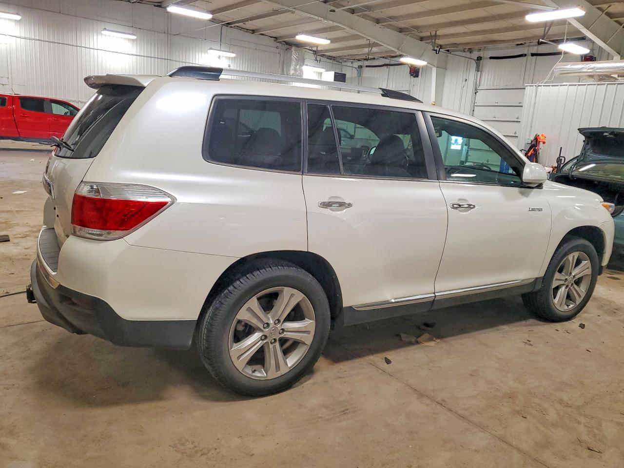 2012 TOYOTA HIGHLANDER