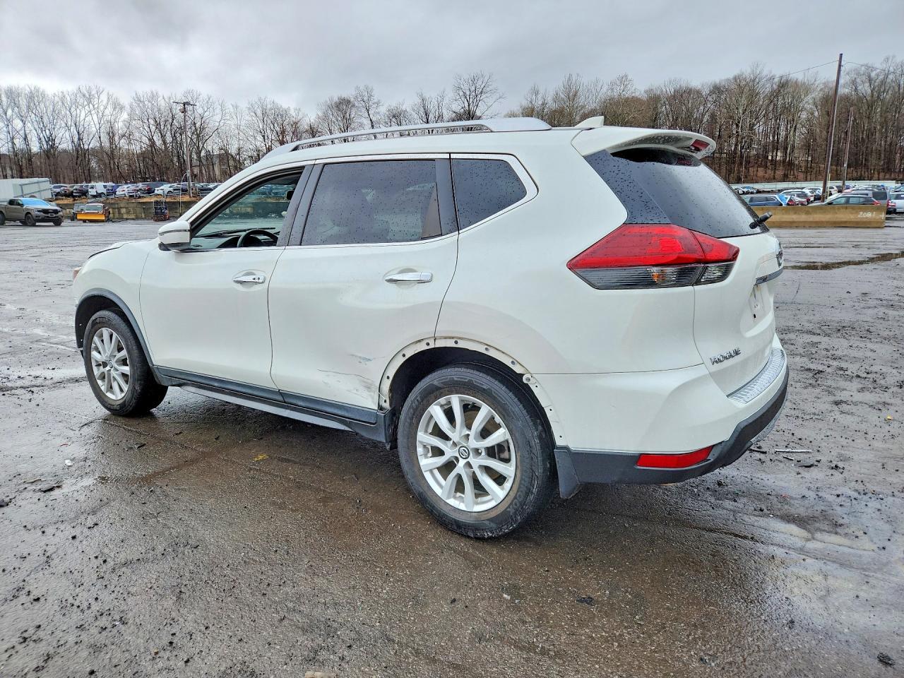 2018 NISSAN ROGUE
