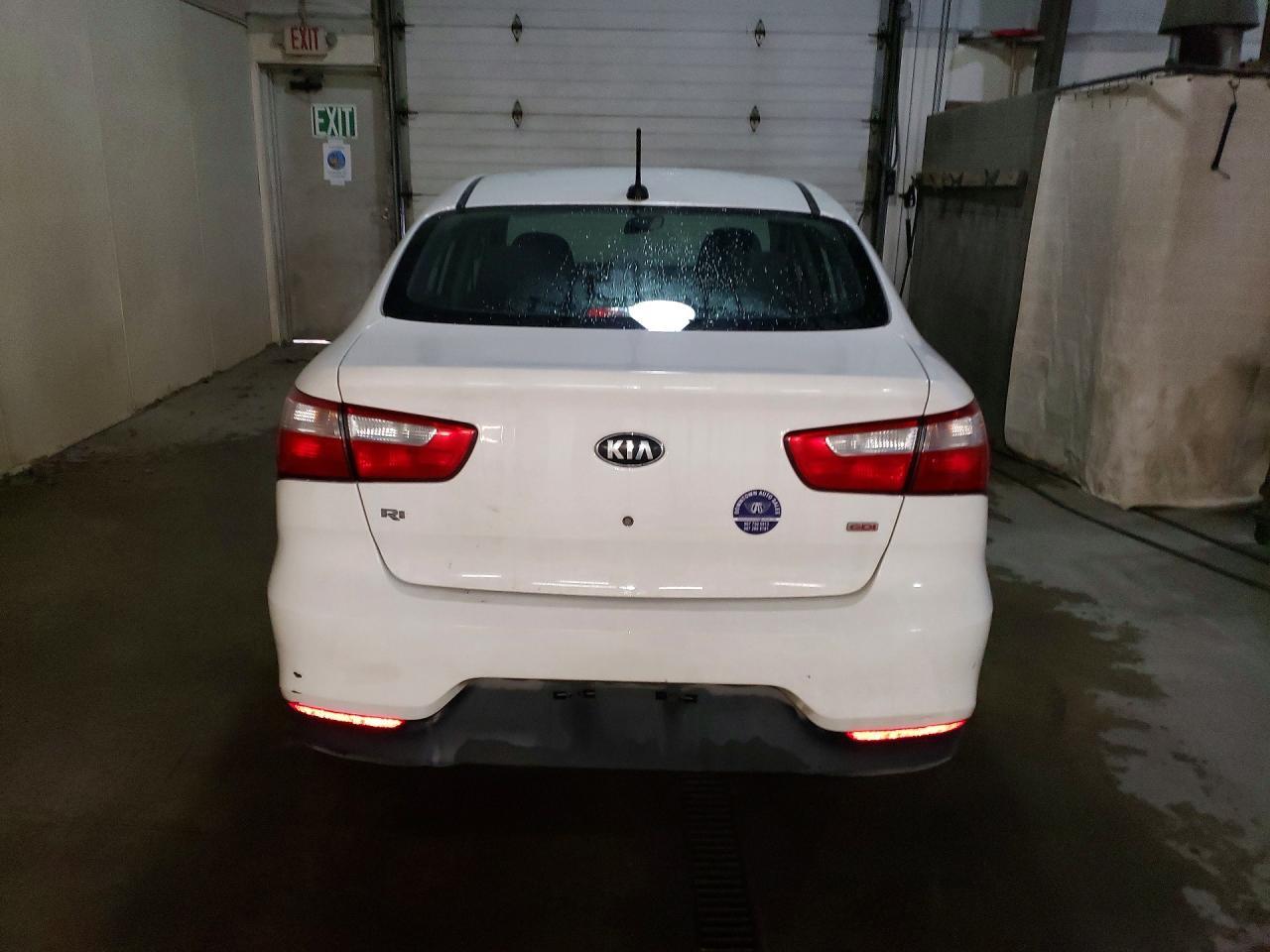 2016 KIA RIO