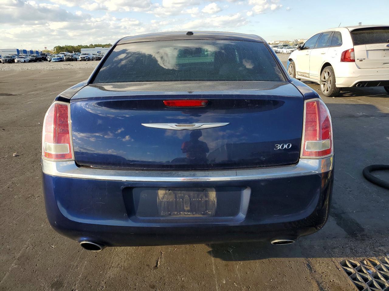 2013 CHRYSLER 300