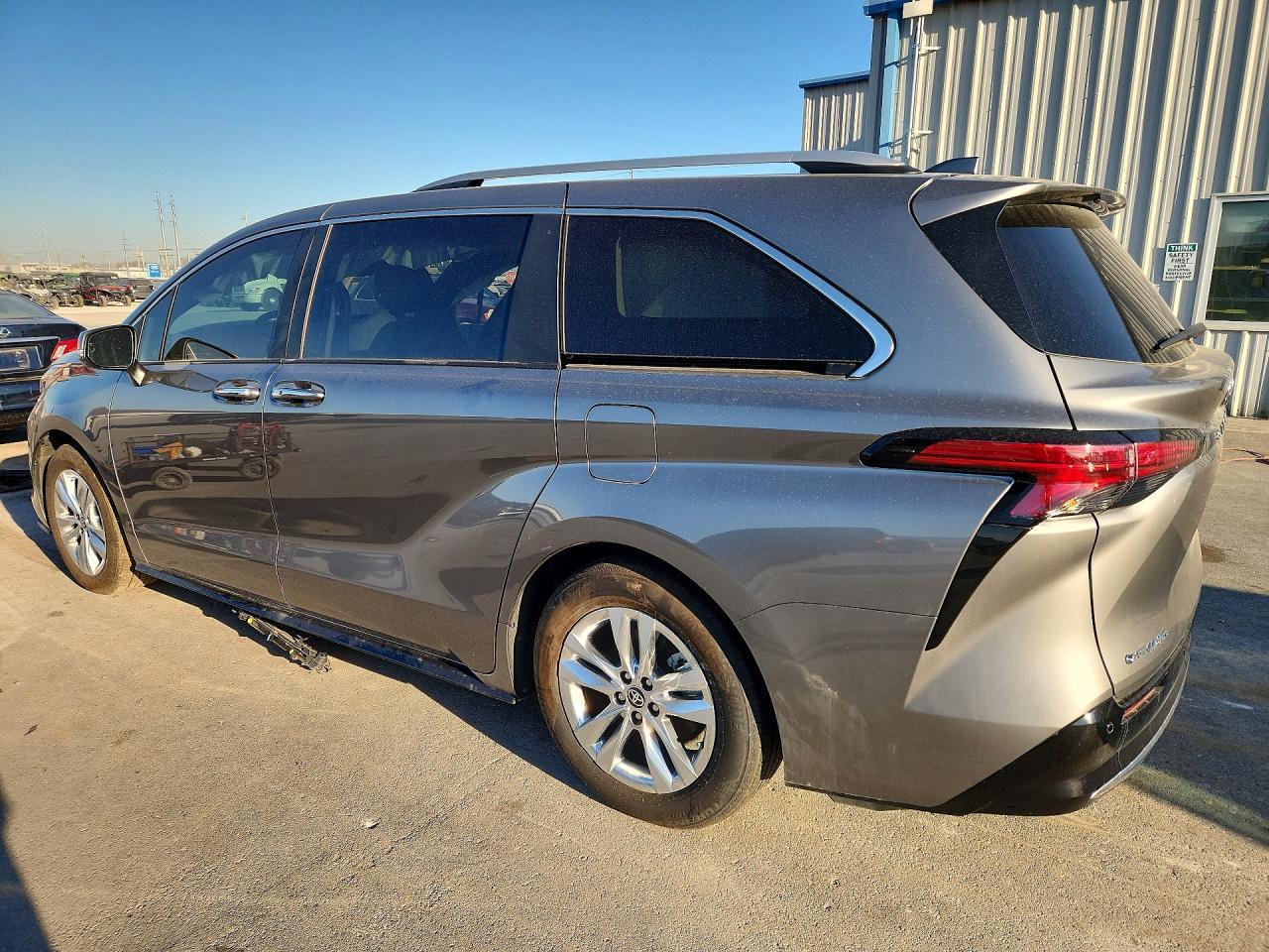 2026 TOYOTA SIENNA