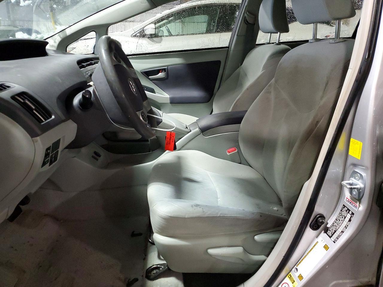 2011 TOYOTA PRIUS