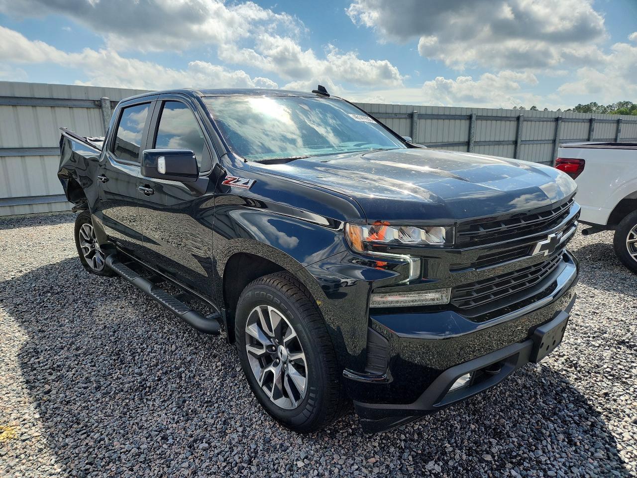 2021 CHEVROLET Silverado