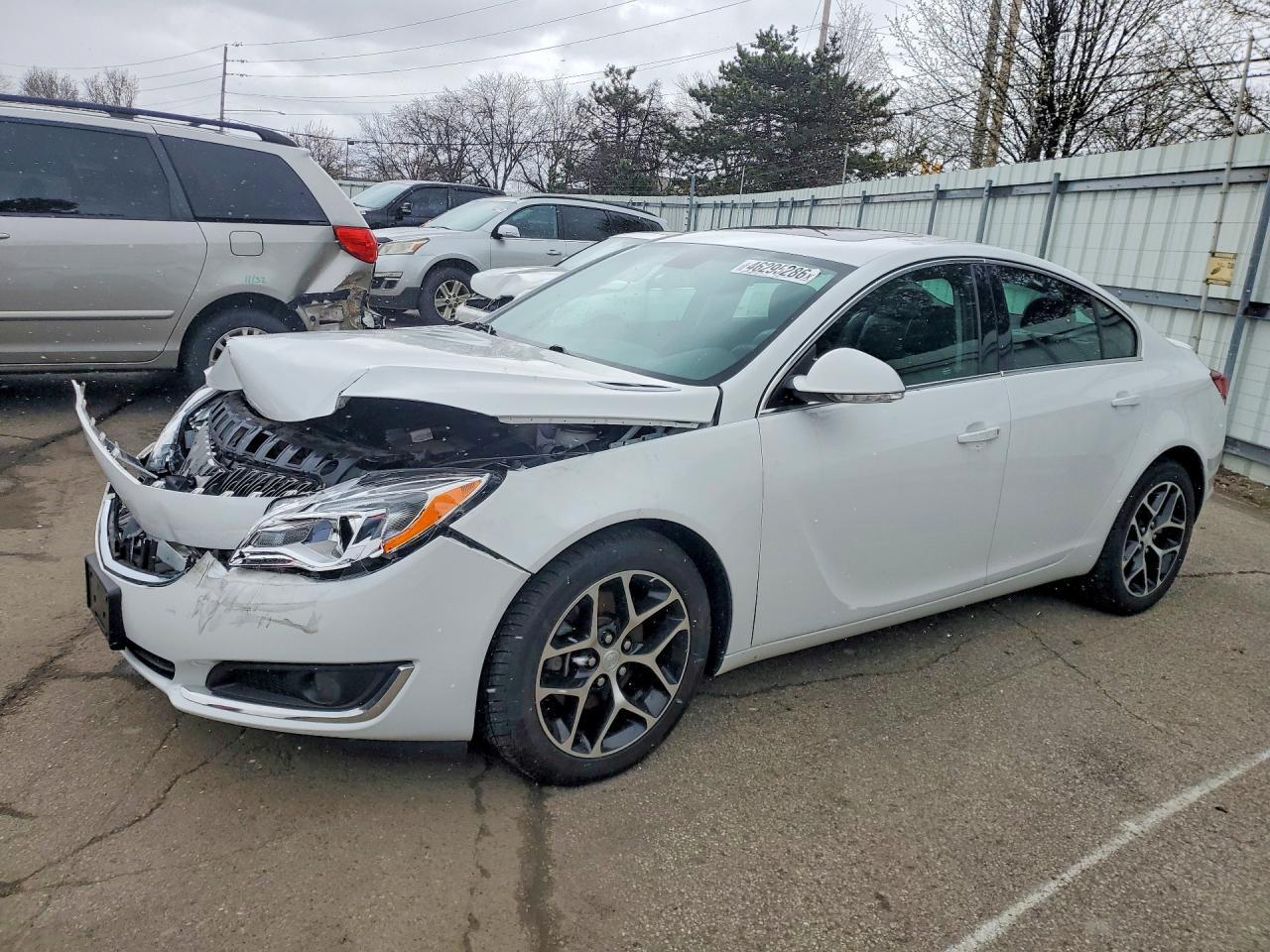 2017 BUICK Regal