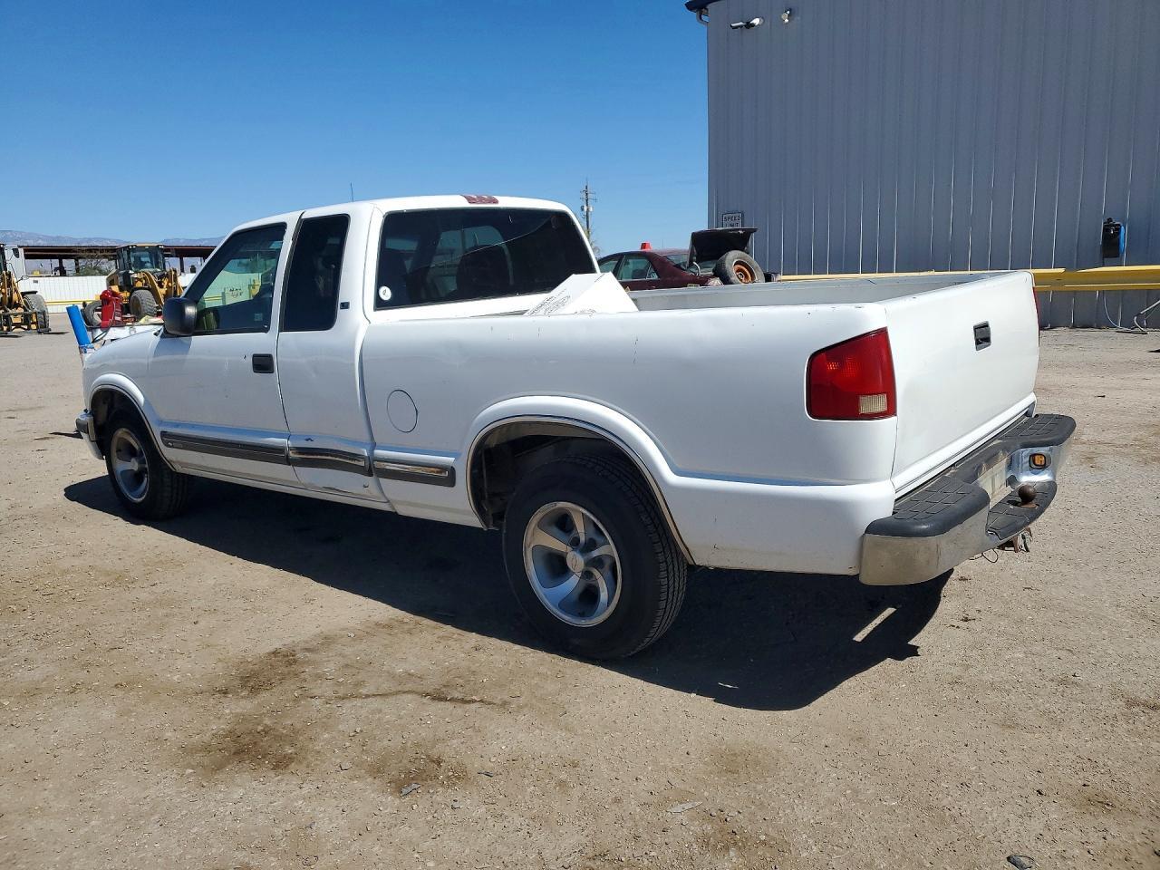 2002 CHEVROLET S-10