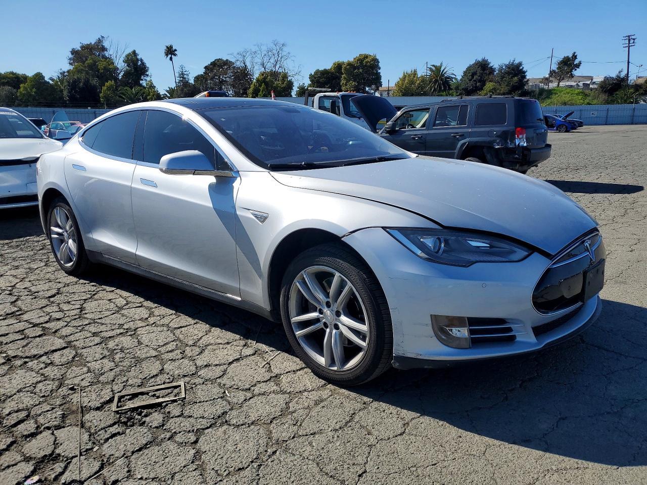 2013 TESLA MODEL S