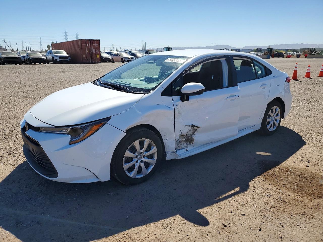 2025 TOYOTA COROLLA