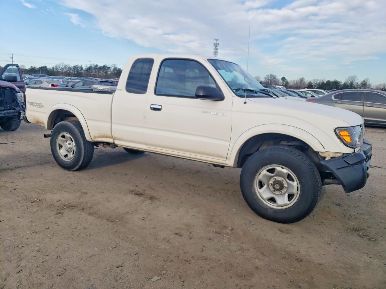 2000 TOYOTA TACOMA