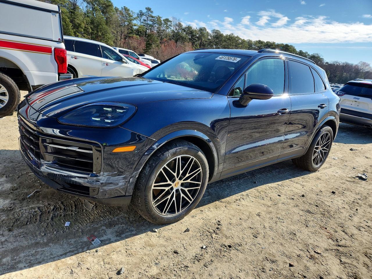 2024 PORSCHE CAYENNE