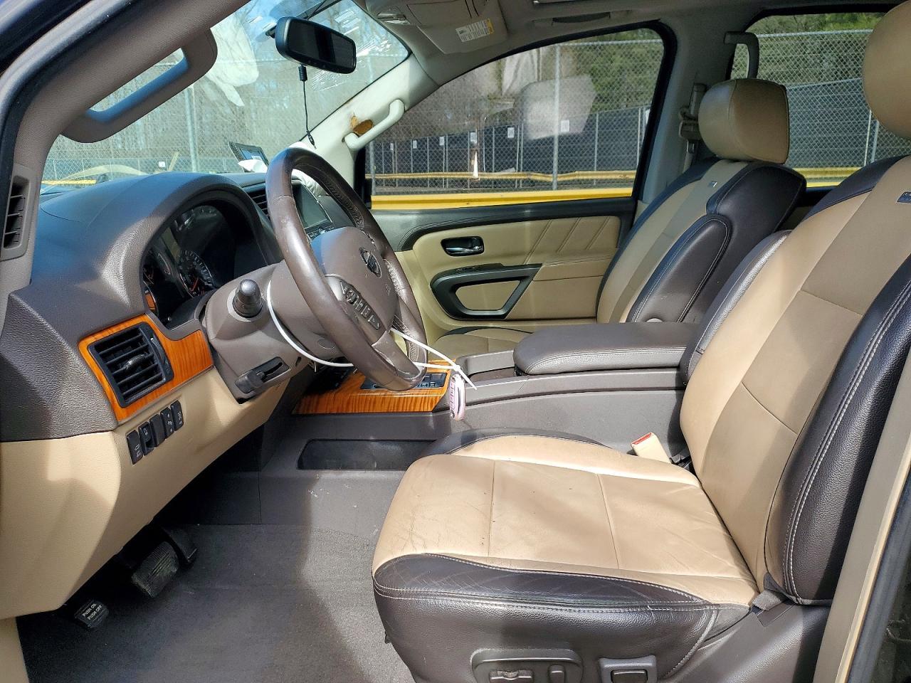 2015 NISSAN Armada
