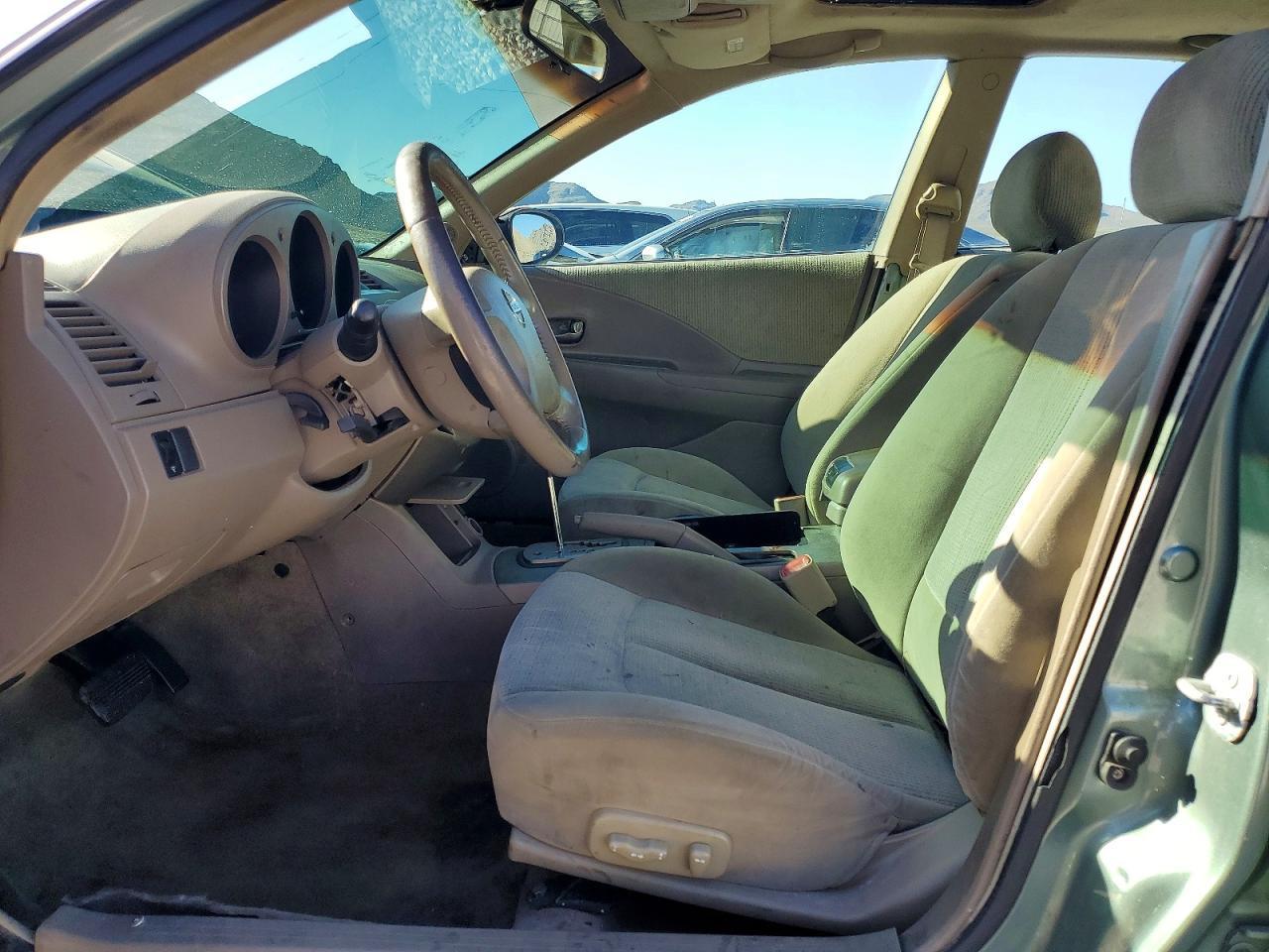 2002 NISSAN ALTIMA