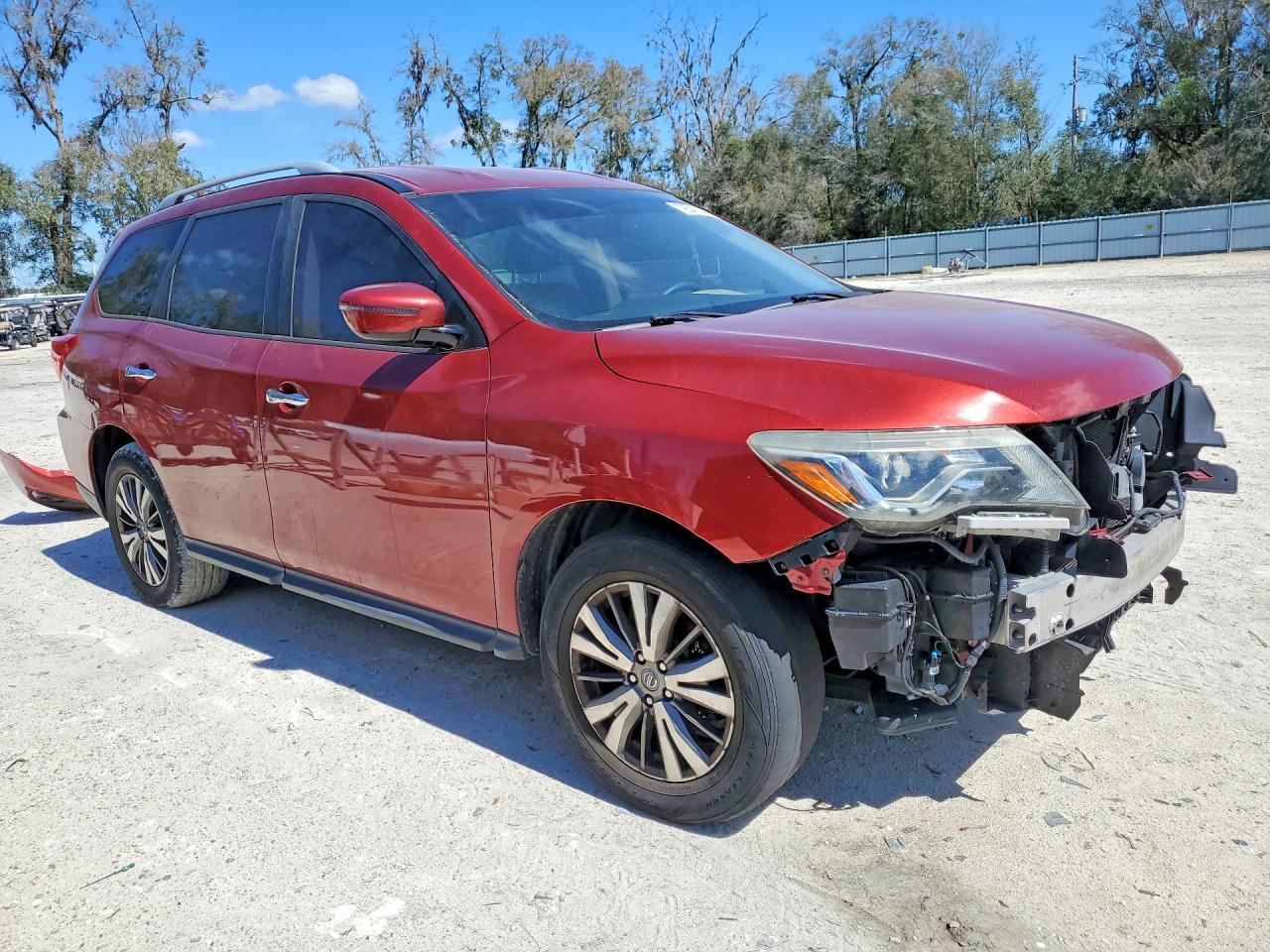 2017 NISSAN PATHFINDER