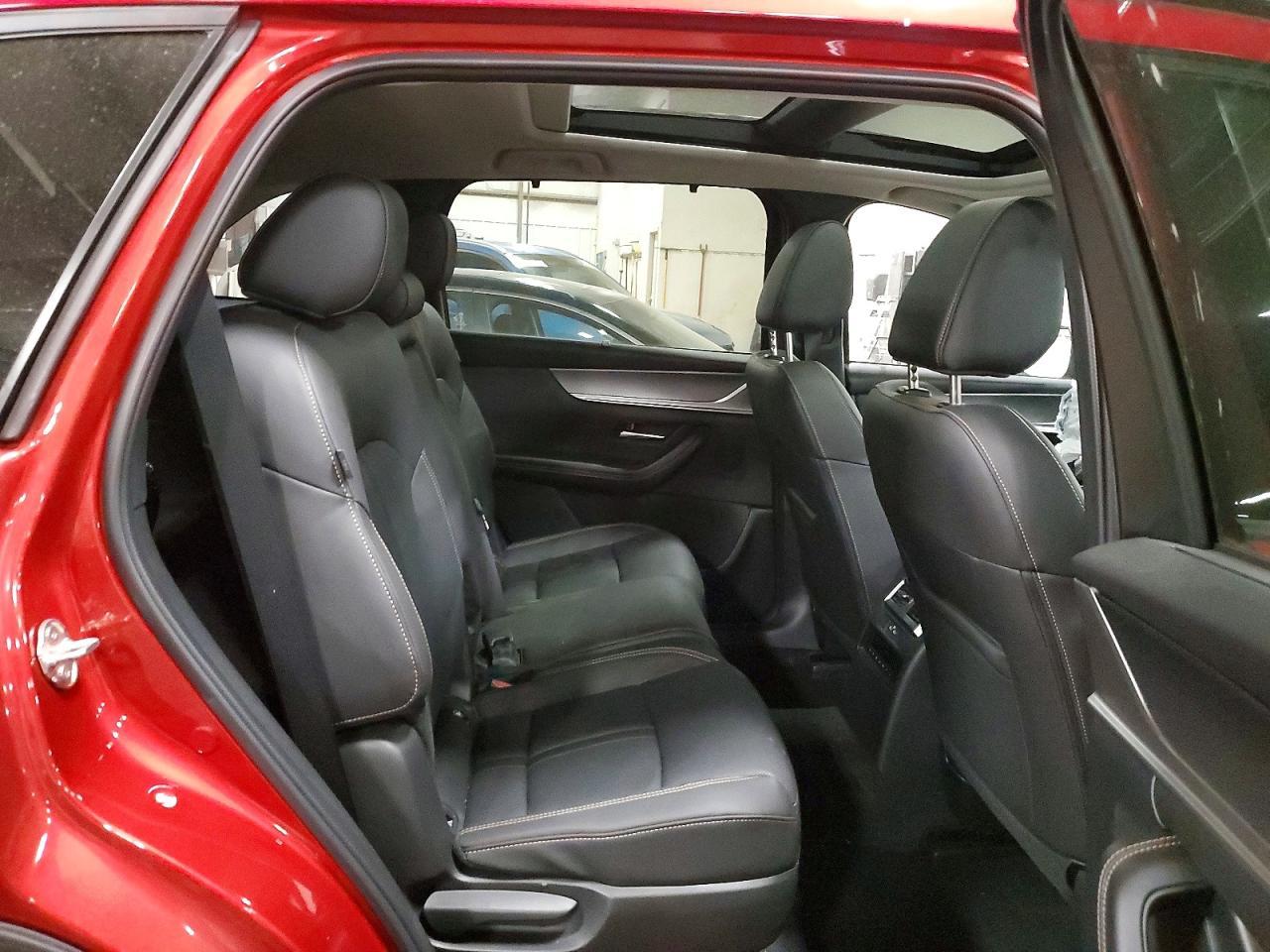 2025 MAZDA Cx-70