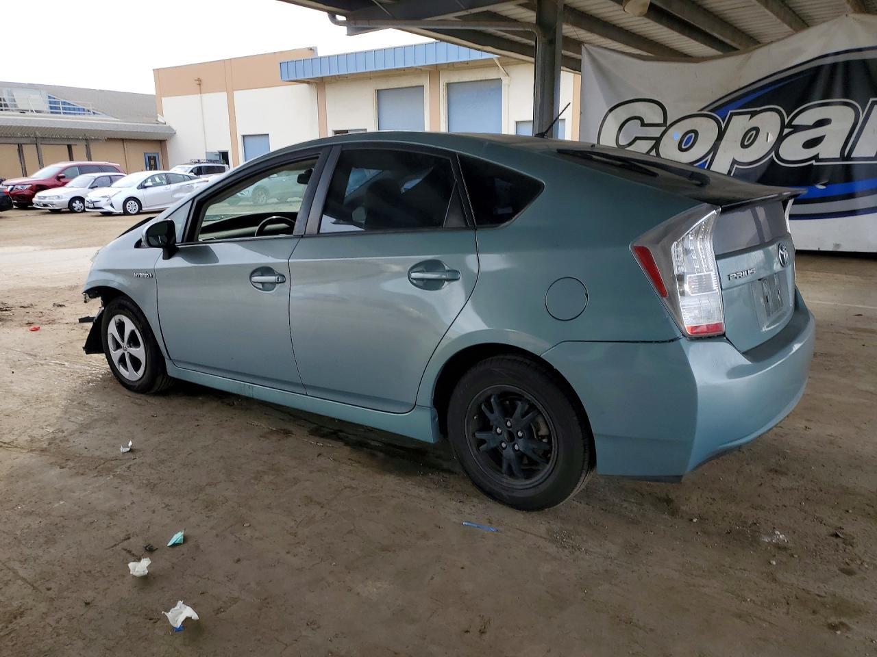 2015 TOYOTA PRIUS
