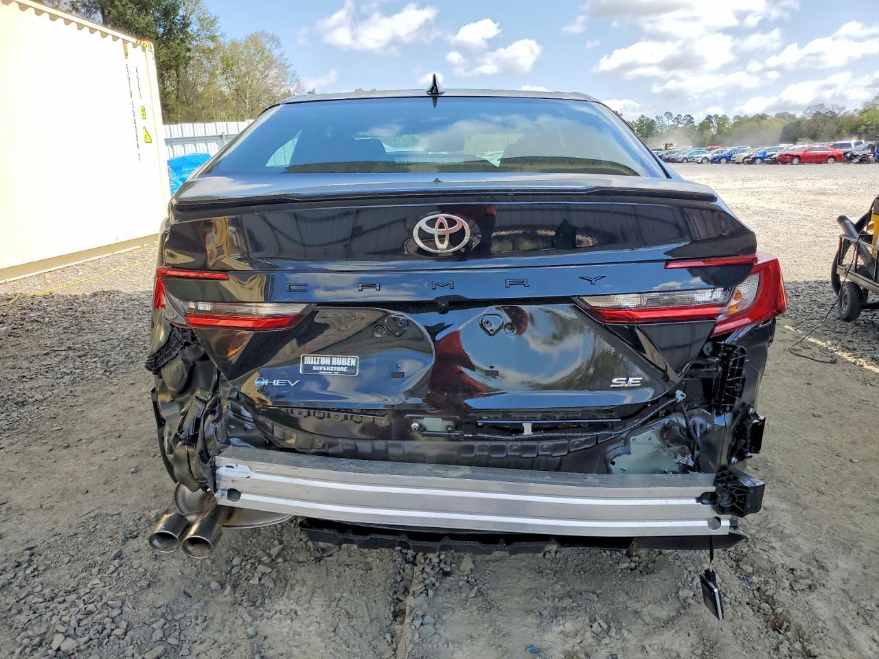 2026 TOYOTA CAMRY