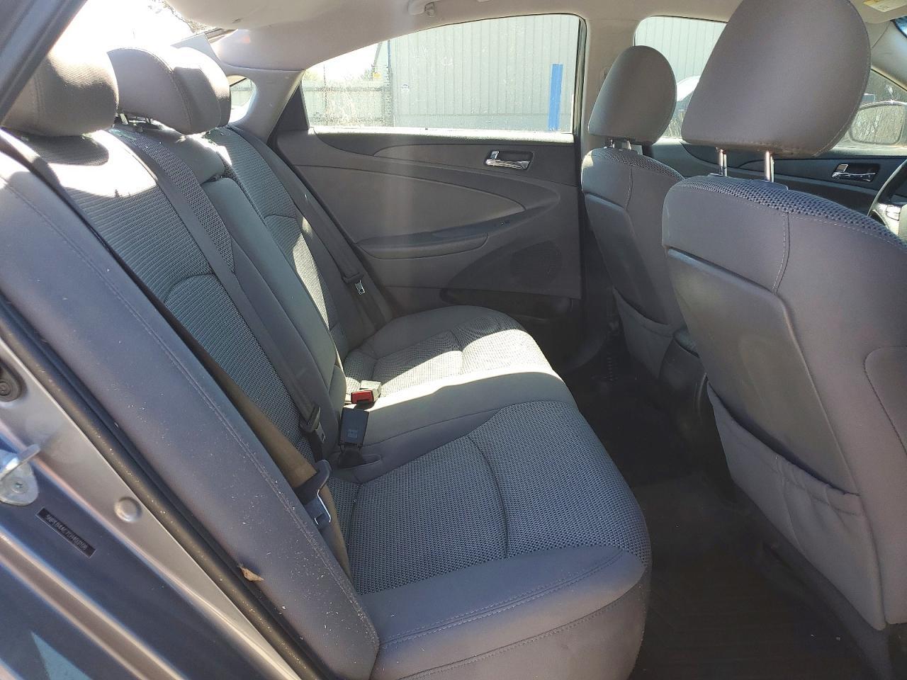 2012 HYUNDAI SONATA