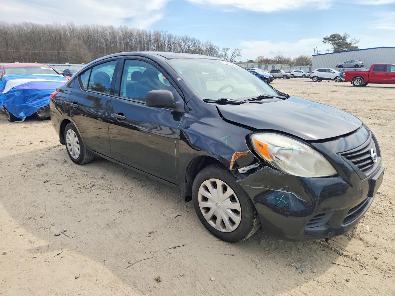 2014 NISSAN VERSA