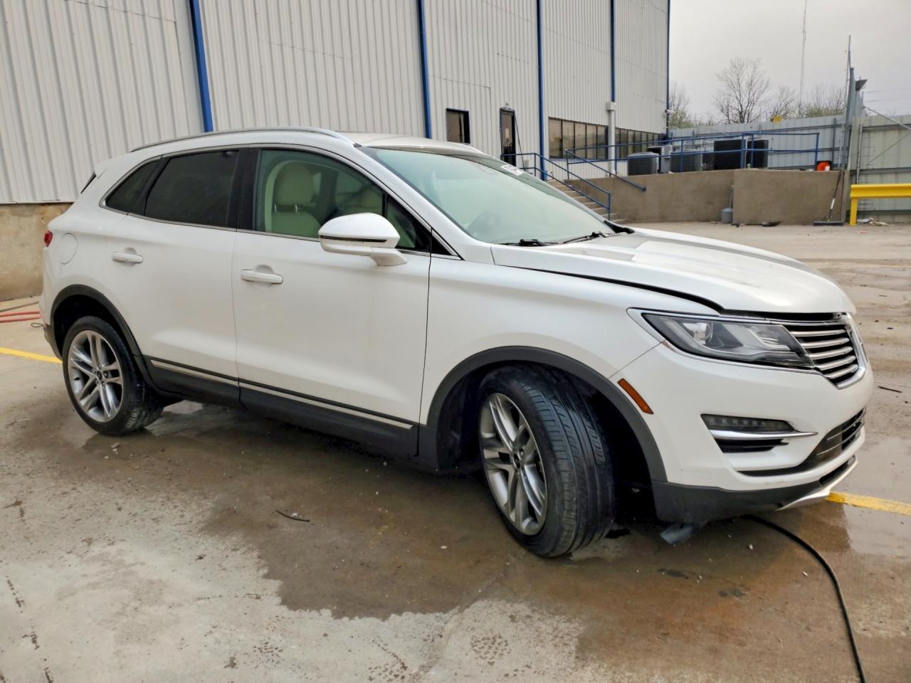 2016 LINCOLN MKC