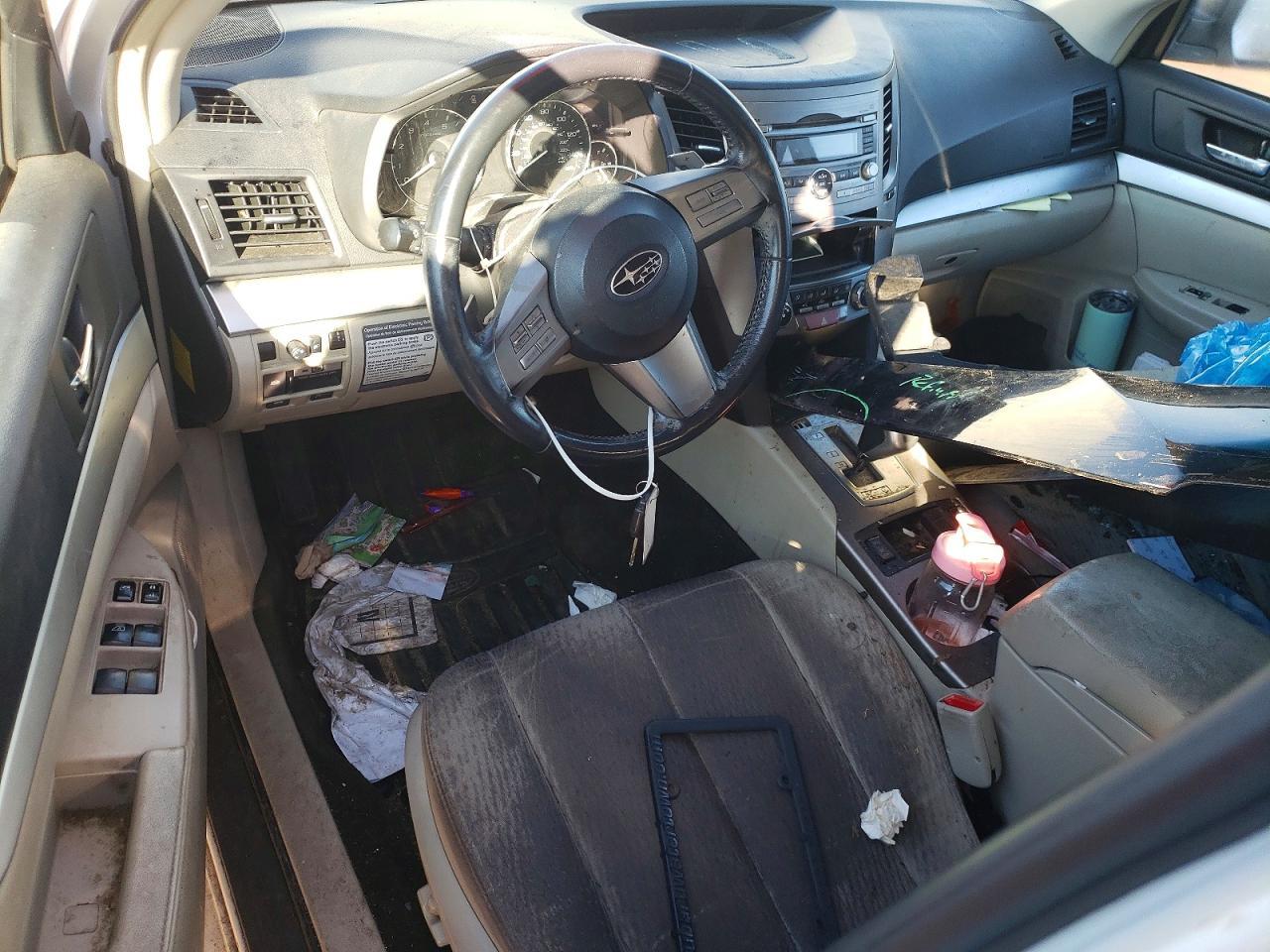 2011 SUBARU Legacy