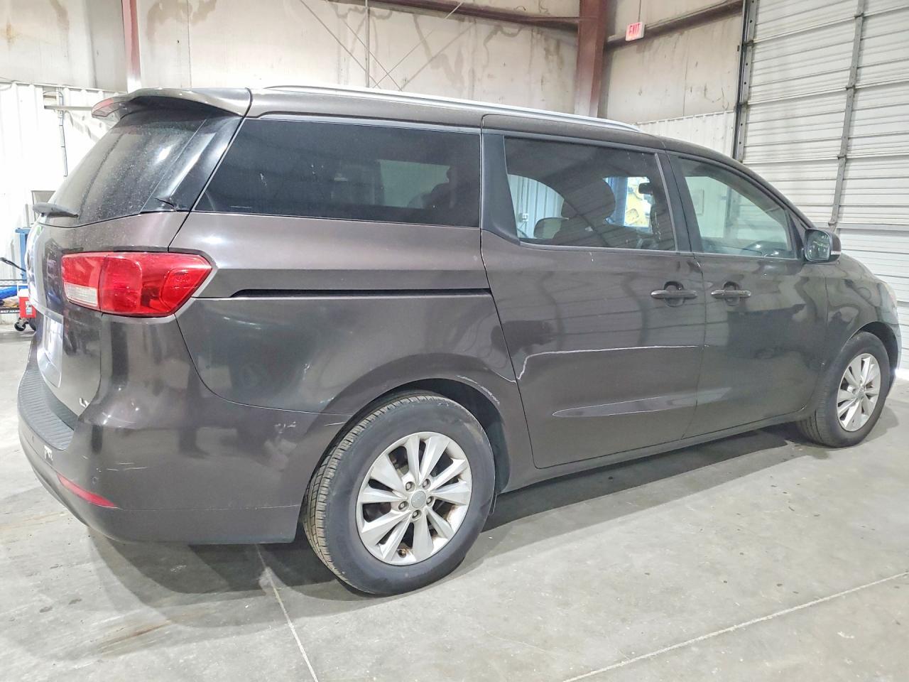 2015 KIA SEDONA