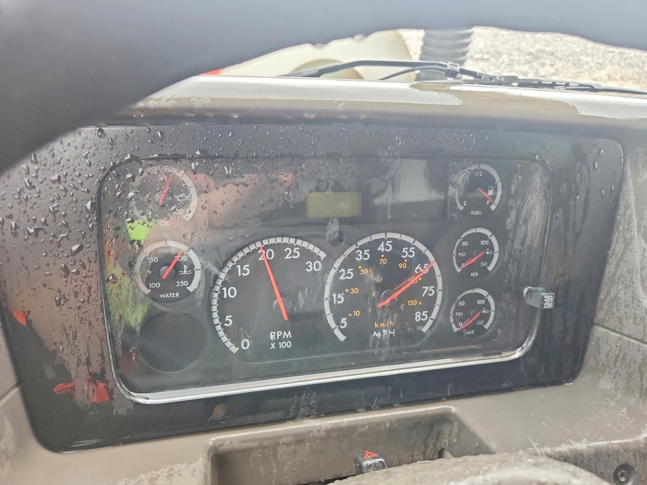 2008 STERLING TRUCK