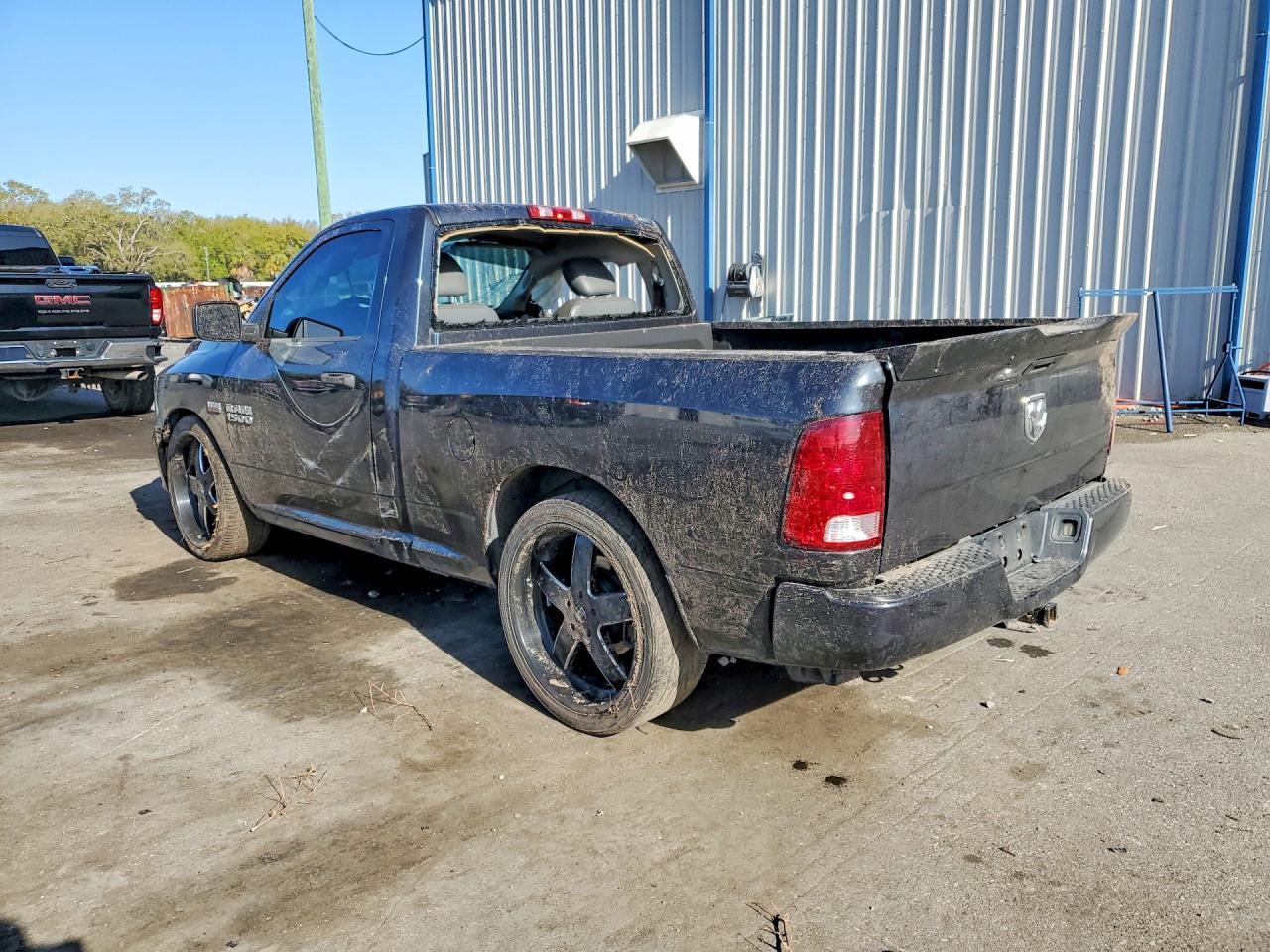 2017 RAM 1500 ST