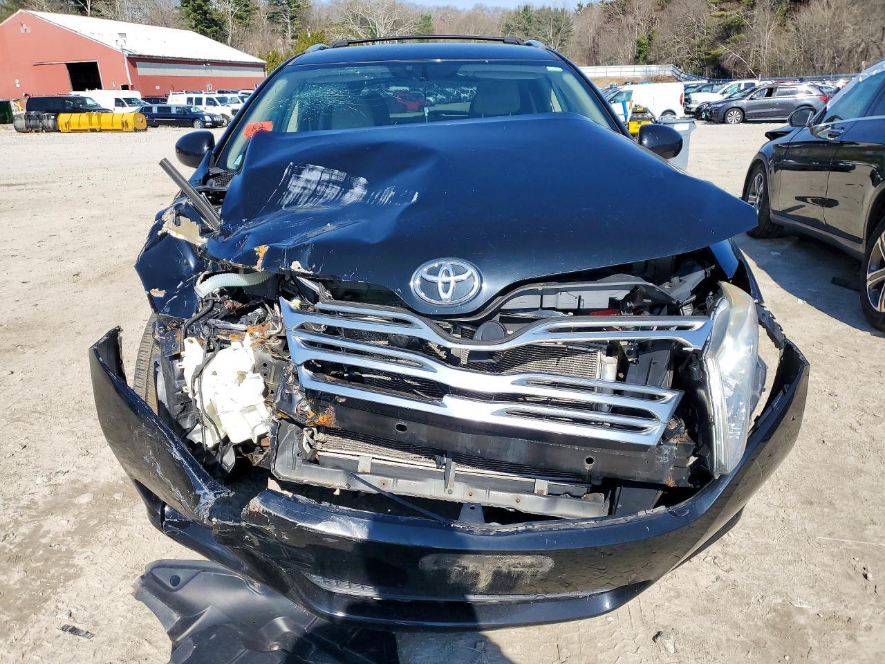 2011 TOYOTA VENZA