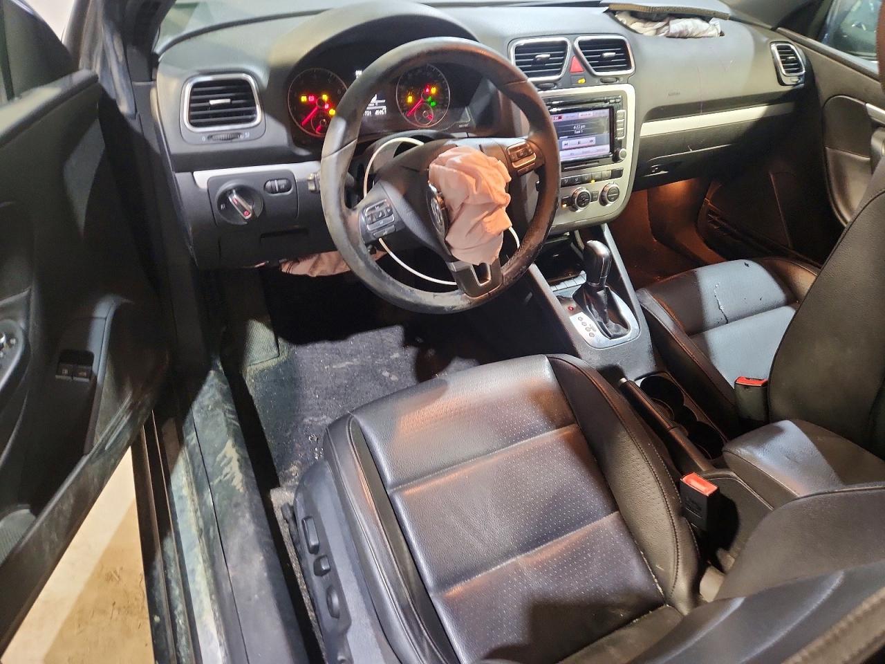2013 VOLKSWAGEN EOS