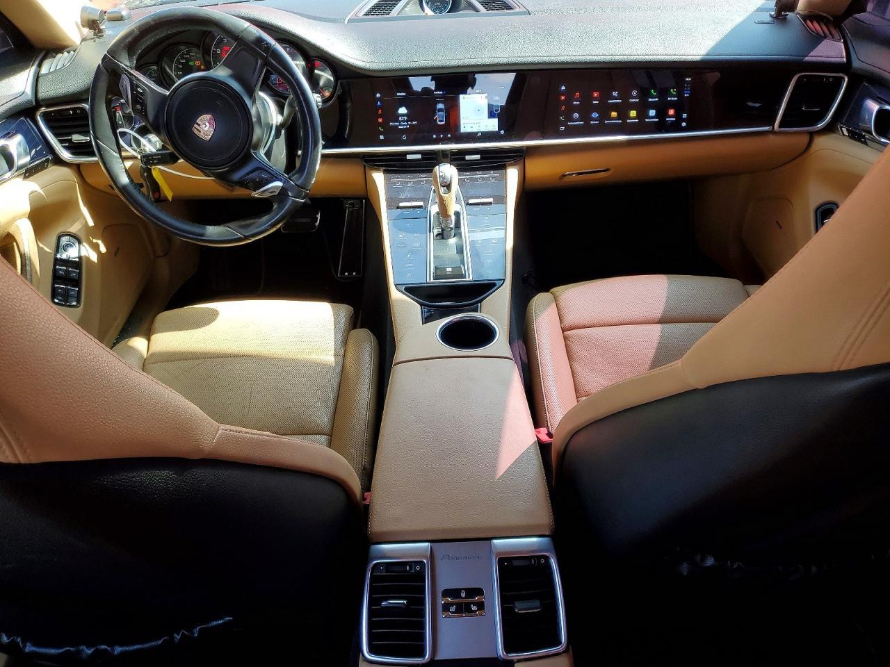2013 PORSCHE Panamera