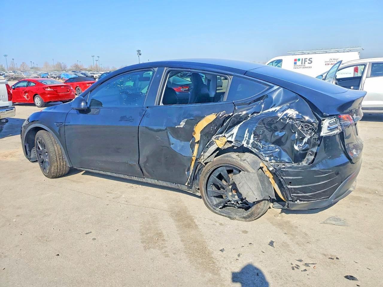 2020 TESLA MODEL Y
