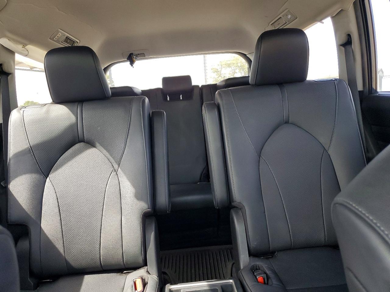 2024 TOYOTA HIGHLANDER