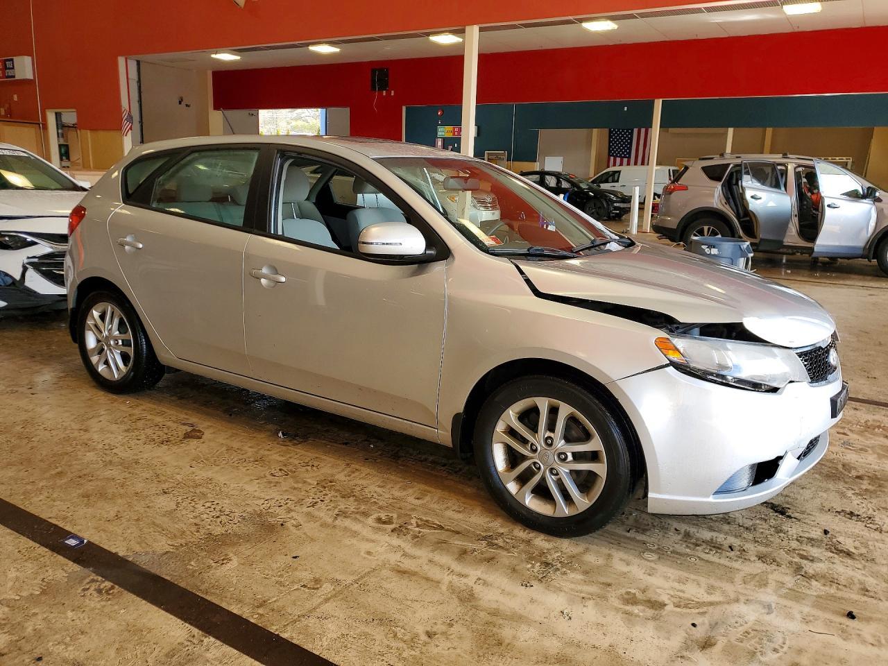2012 KIA FORTE