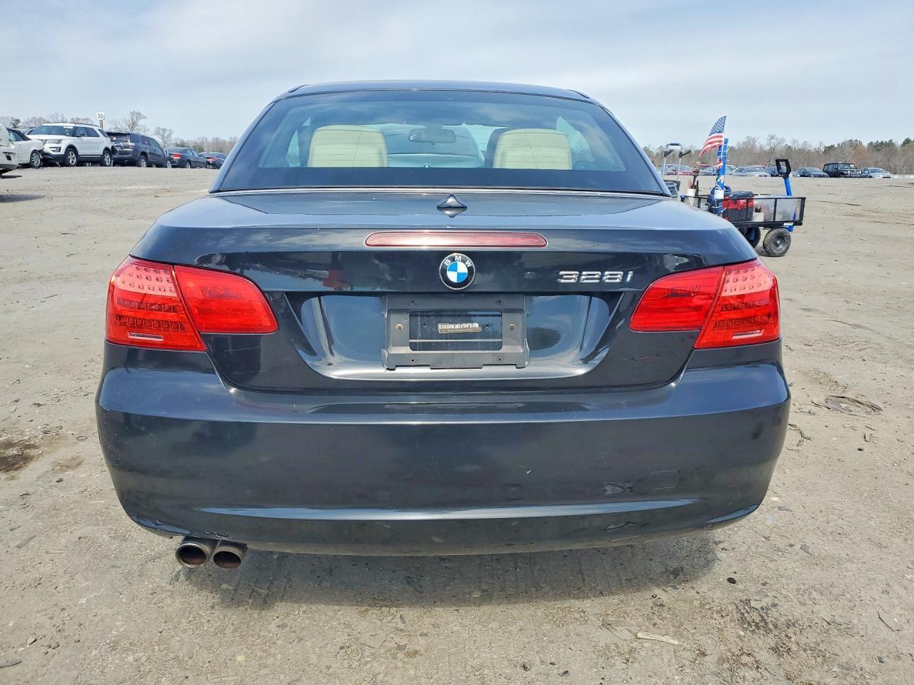 2011 BMW 3 SERIES