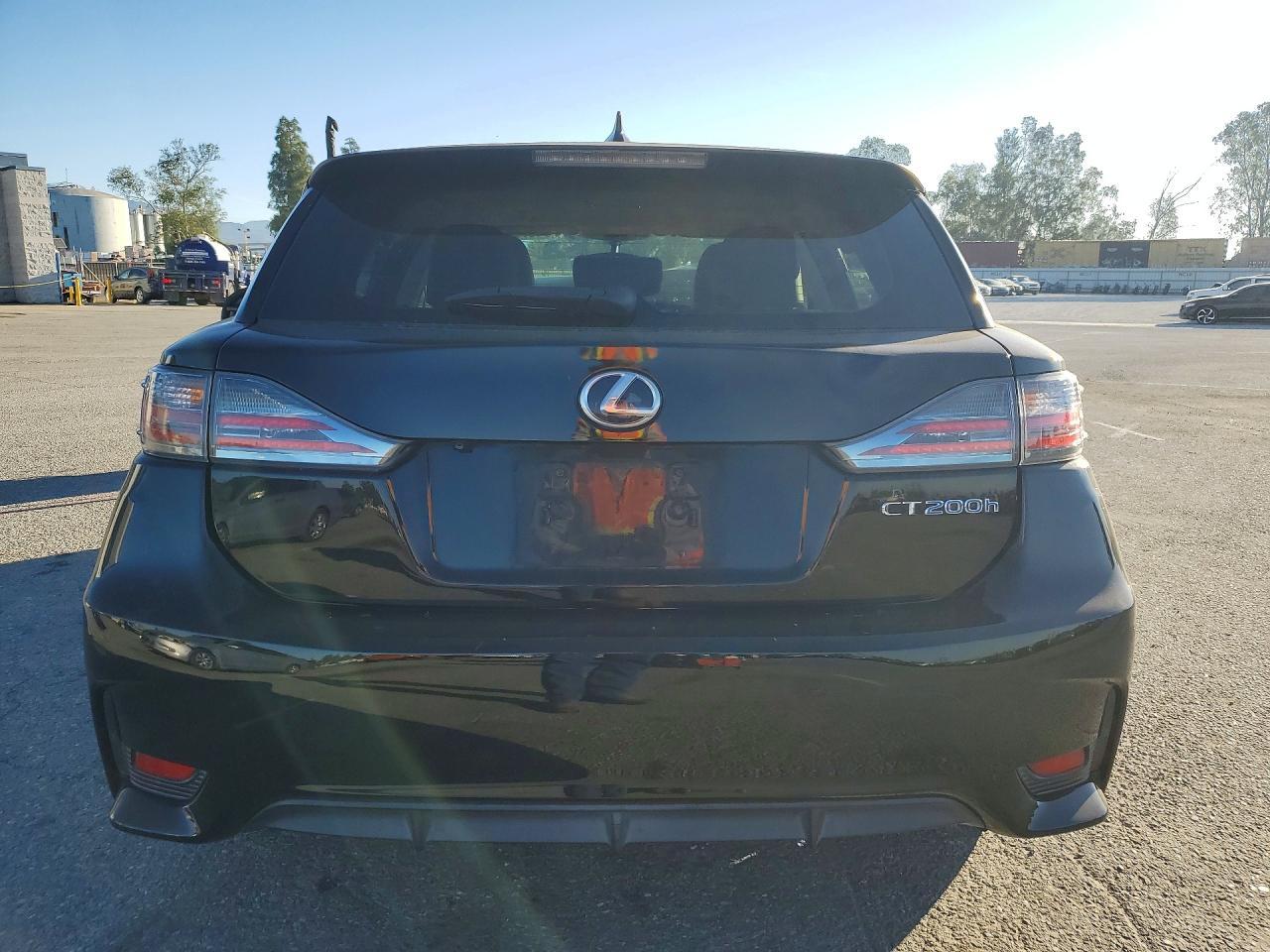 2015 LEXUS CT 200H