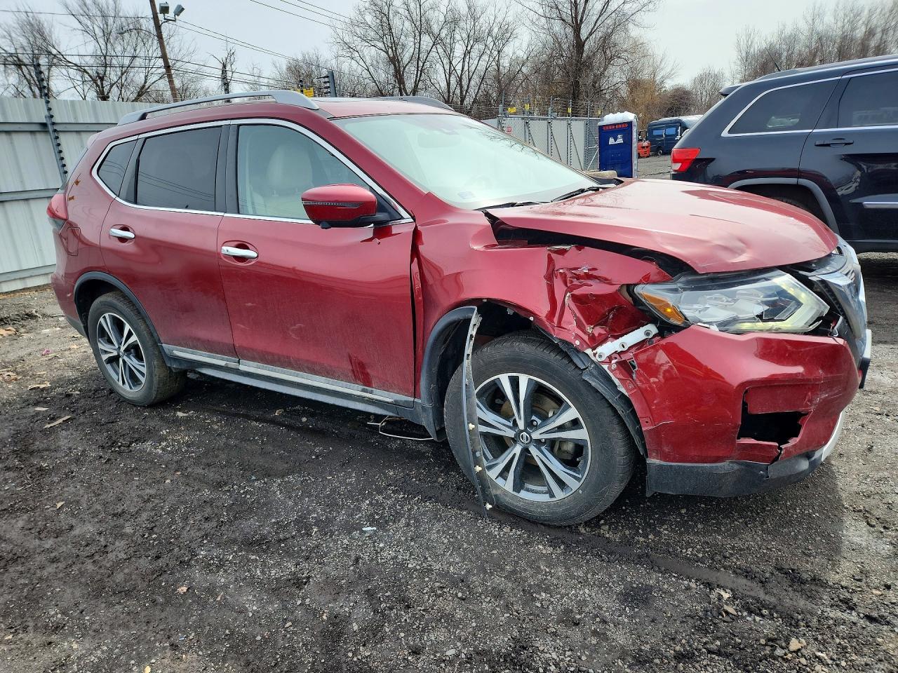 2018 NISSAN ROGUE
