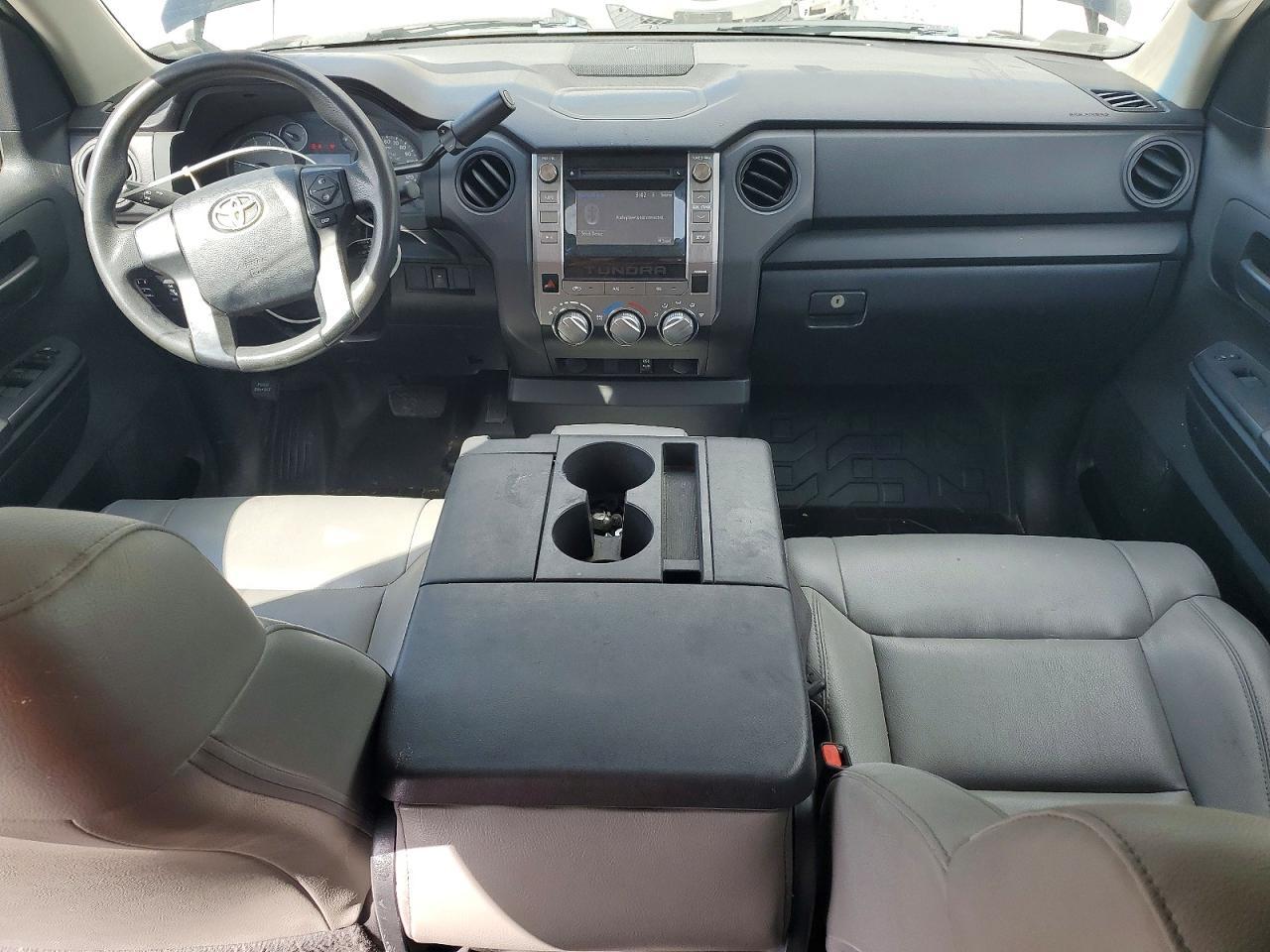 2017 TOYOTA TUNDRA