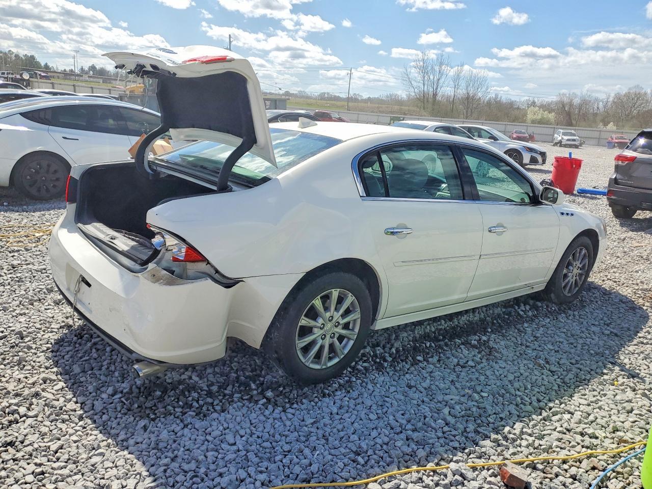 2010 BUICK Lucerne