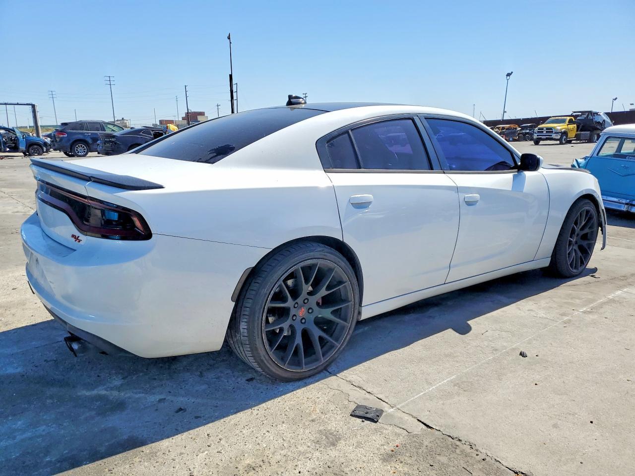 2017 DODGE CHARGER
