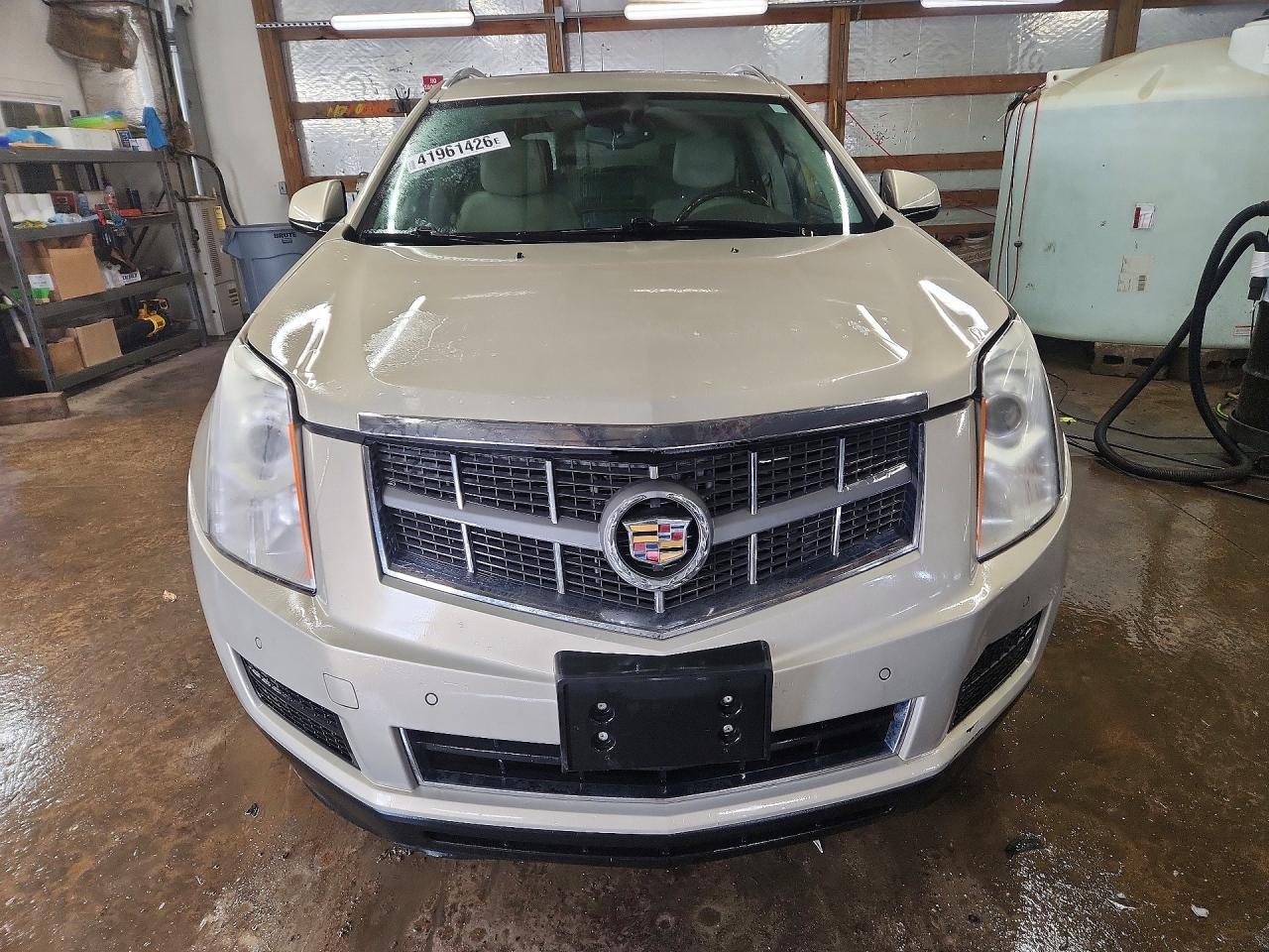 2011 CADILLAC SRX
